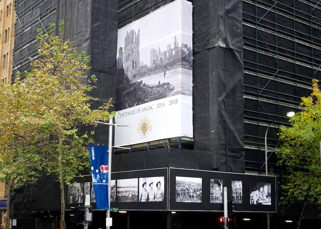 Building wrap - anzac day banner